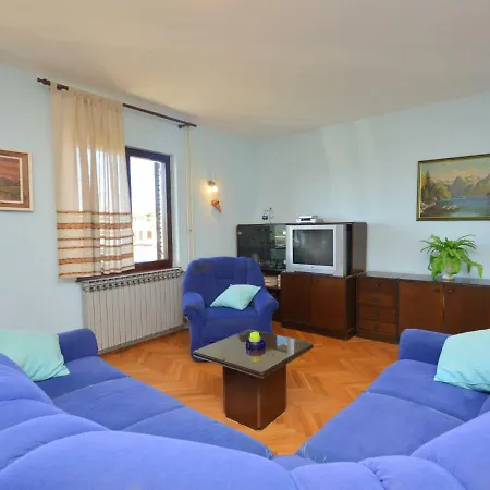 Tatil Evi Holiday Mirela *