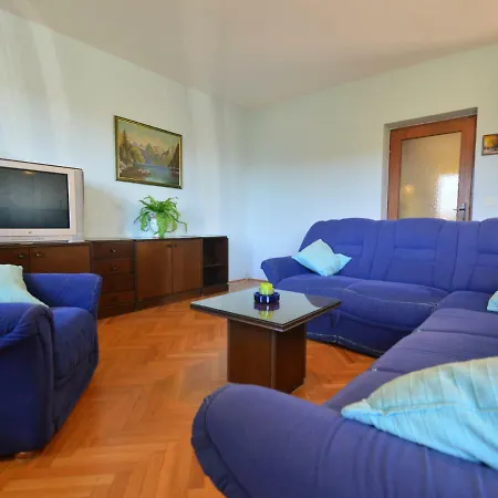 Tatil Evi Holiday Mirela